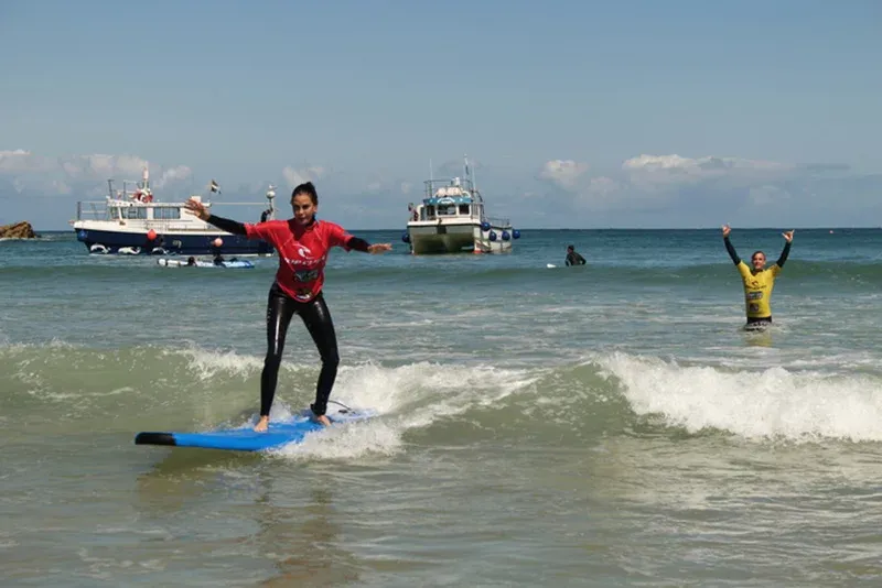 Teri Hatcher Surfing Cornwall